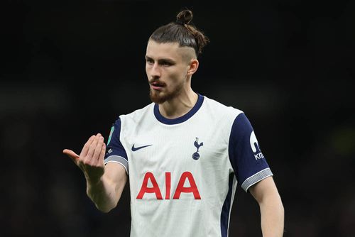 Radu Drăgușin are 30 de meciuri jucate sub comanda lui Ange Postecoglou la Tottenham / Foto: Imago