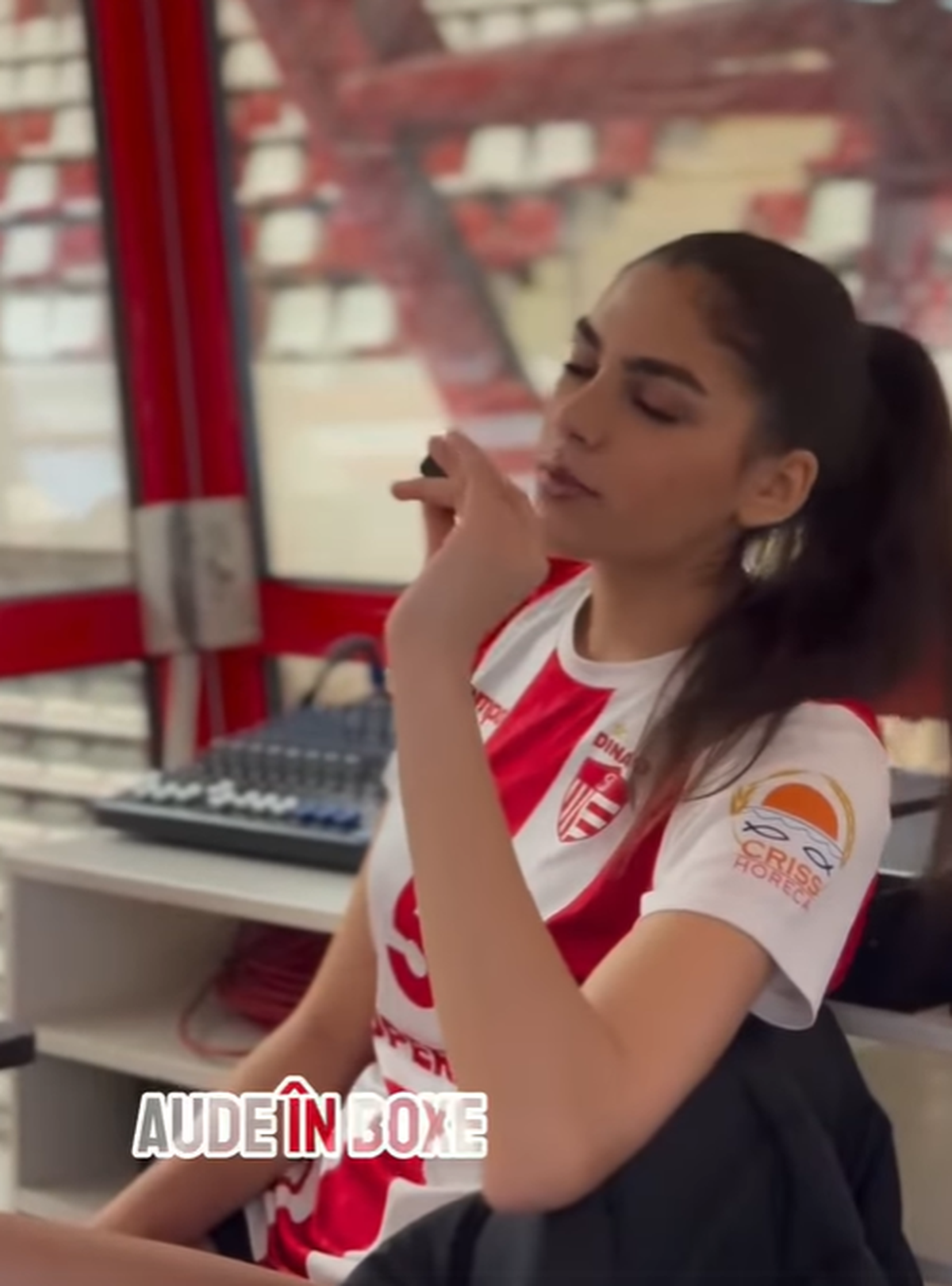 Voleibalistele dinamoviste, protagonistele unui videoclip inedit direct din sală: „Joc la Dinamo, normal că...”