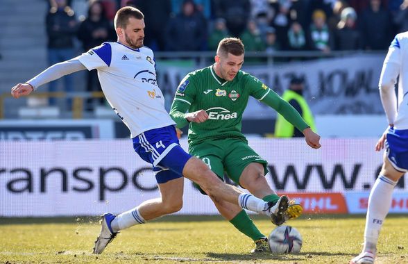 Fostul jucător de la FCSB a revenit în Superliga: internaționalul a fost prezentat oficial