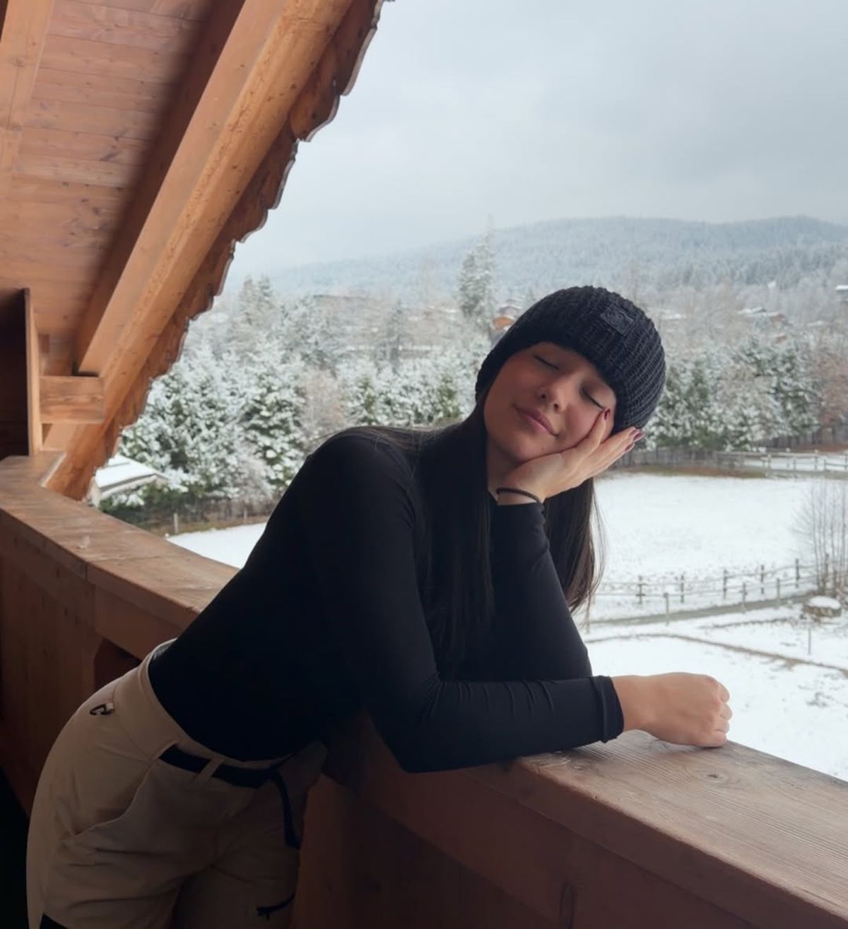 Eva Lys, momente în afara terenului