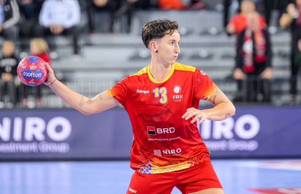 Cristina Laslo, interviul finalului de an: „Lumea e razna, așa am votat!” » Despre conflictul cu Pera: „Singurul cuvânt!” + abordează un subiect tabu în România: „Nu sunt împotriva unei relații cu o fată”