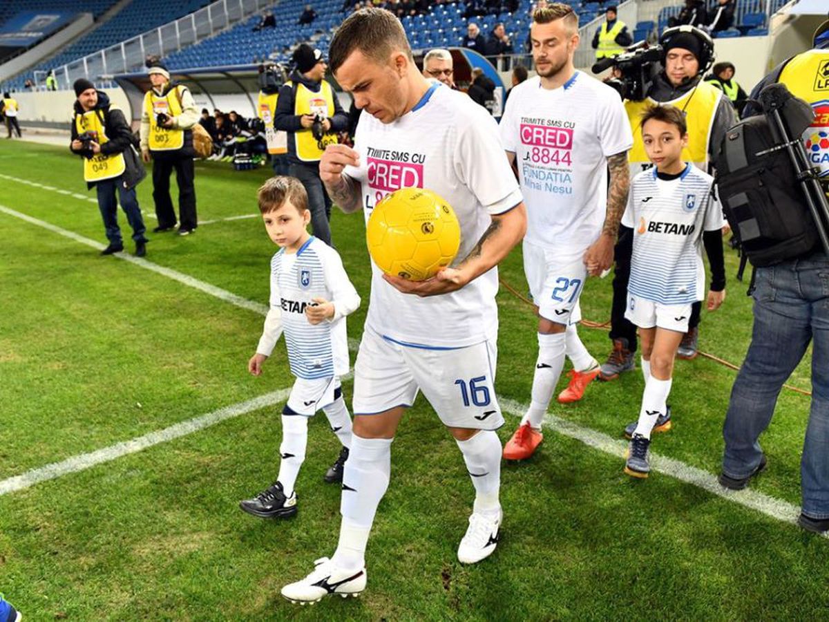 CRAIOVA - GAZ METAN 3-1 // Încă o bătălie în războiul dintre Pigliacelli și galerie » Scene tensionate la finalul partidei + 2 mesaje dure la adresa portarului