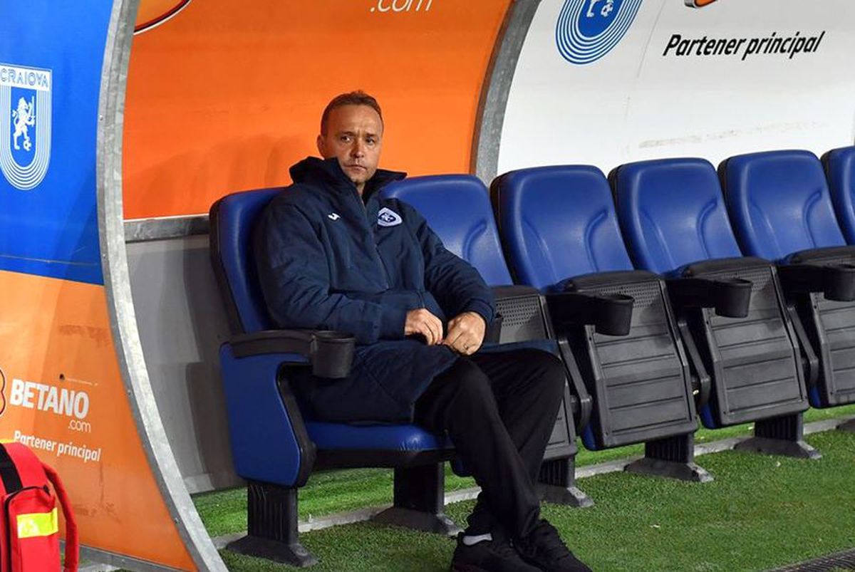 CRAIOVA - GAZ METAN 3-1 // Corneliu Papură le arată obrazul ultrașilor: „Dacă nu suntem uniți, nu vom reuși nimic. Sper ca toată lumea să înțeleagă asta”