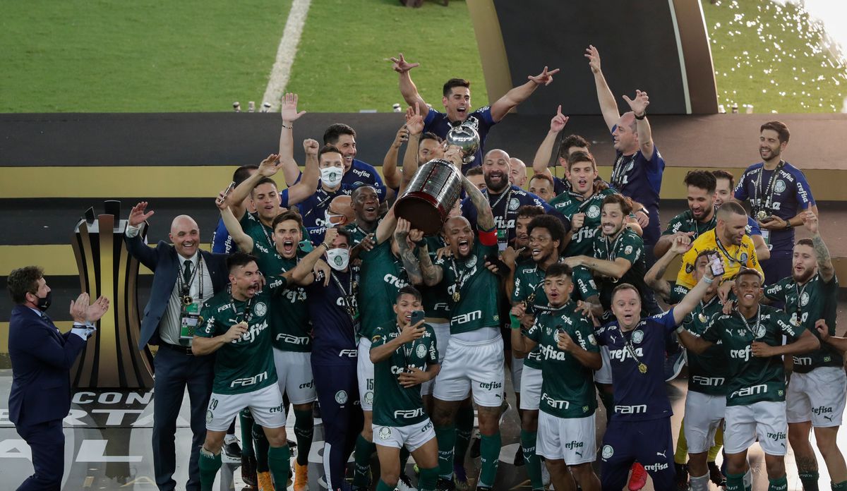 Palmeiras a câștigat Copa Libertadores după o finală cu 15 minute de prelungire și o bătaie generală!