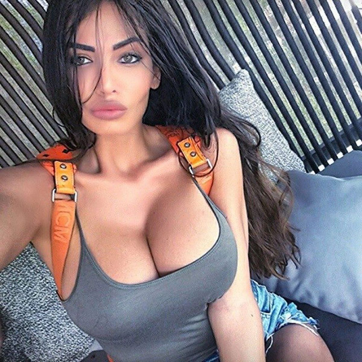 Neymar - 9 supermodele