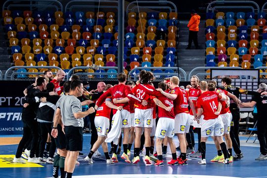 Spania a cucerit medalia de bronz la Campionatul Mondial de handbal masculin, după 35-29 cu Franțl // FOTO: Imago