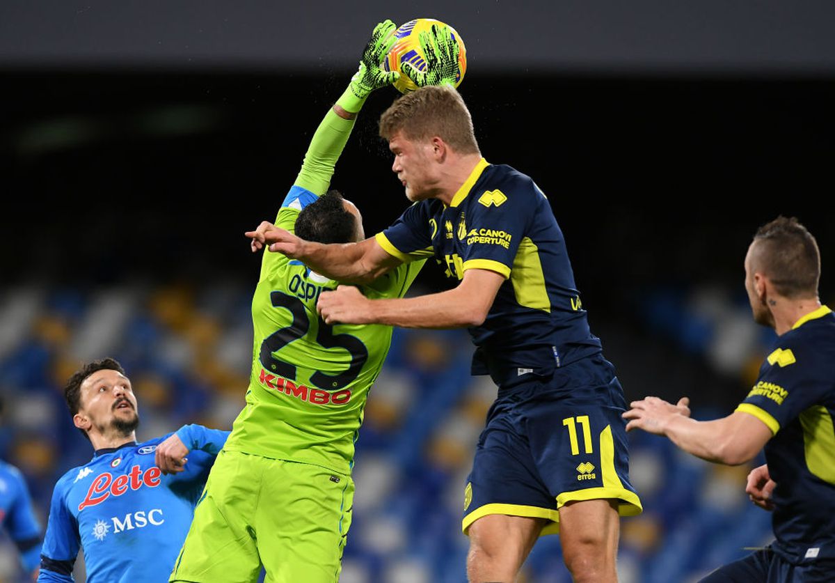 Napoli - Parma, primul meci al lui Dennis Man