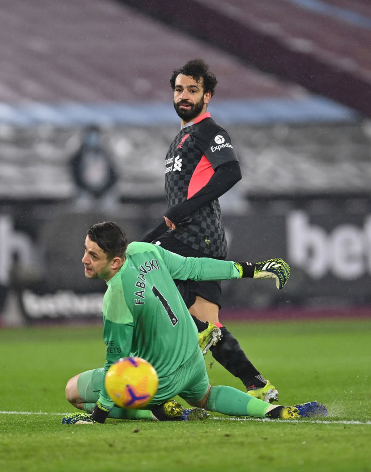 FOTO. Liverpool își revine! Victorie lejeră în deplasare, cu „dublă” Salah