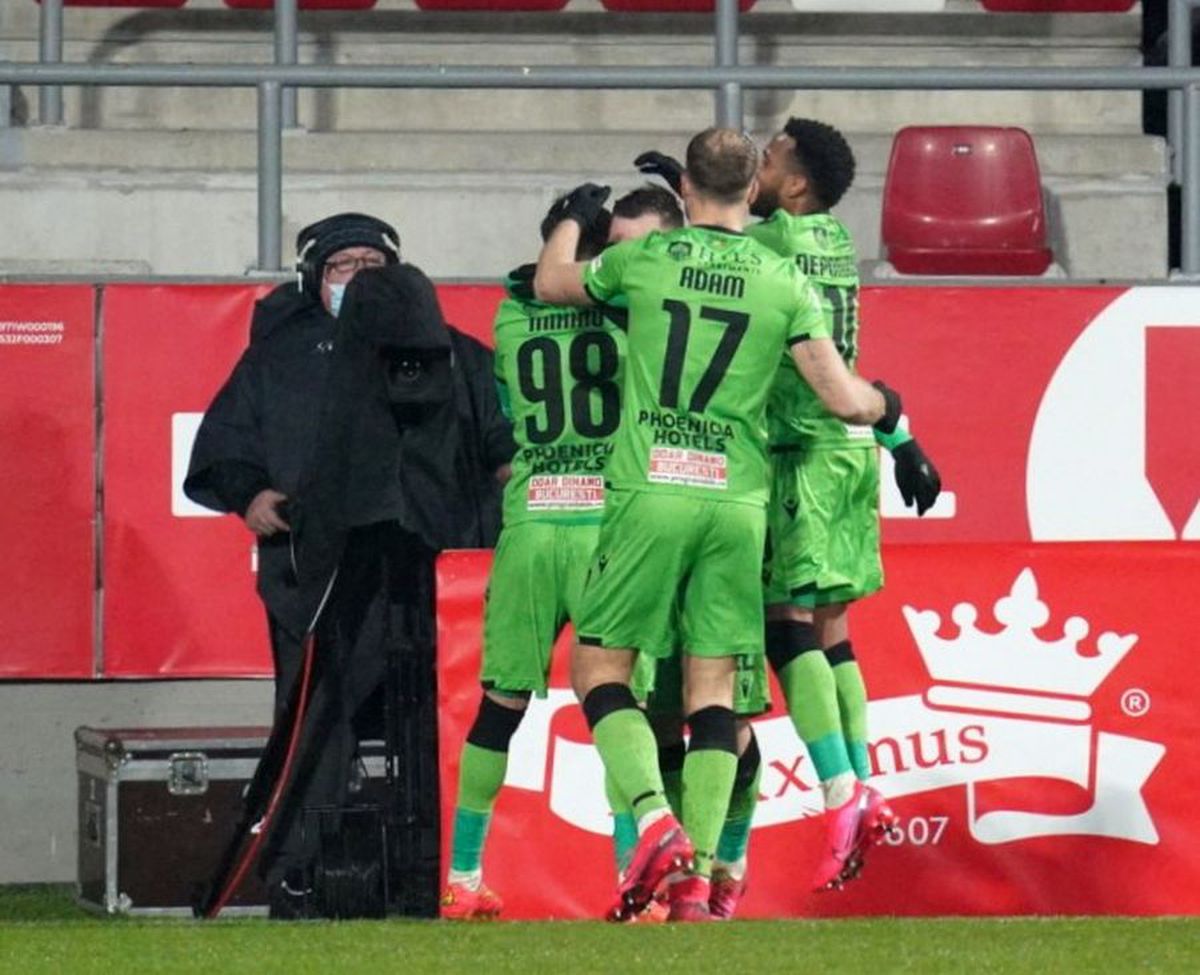 Unde a ajuns să joace Isma Lopez, fundașul adus de Cortacero la Dinamo