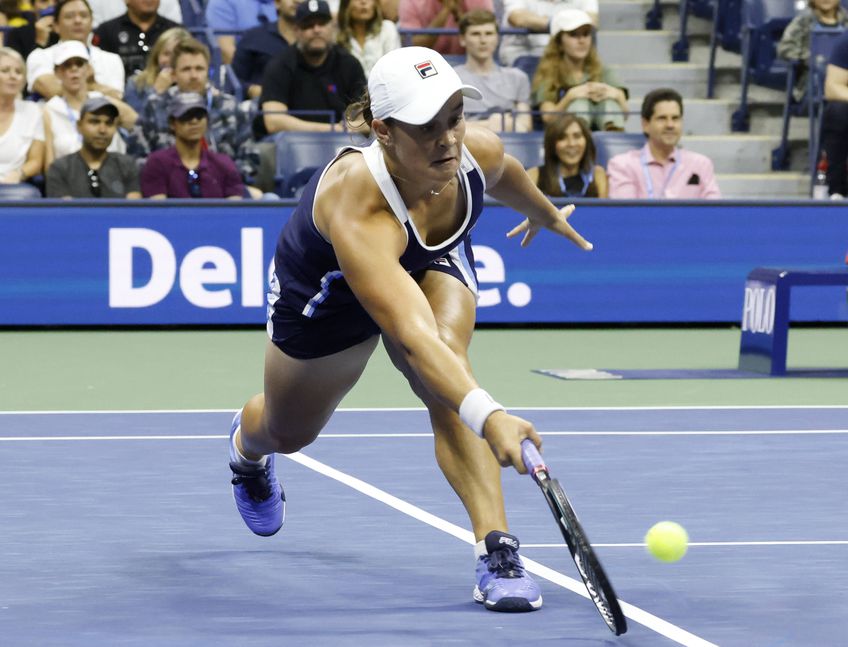 Ashleigh Barty (25 de ani, 1 WTA) a câștigat Australian Open 2022, după o finală cu Danielle Collins (28 de ani, 30 WTA), scor 6-3, 7-6 (2). Craig Tyzzer, antrenorul australiencei, e pesimist în vederea realizării „Marelui Șlem”.