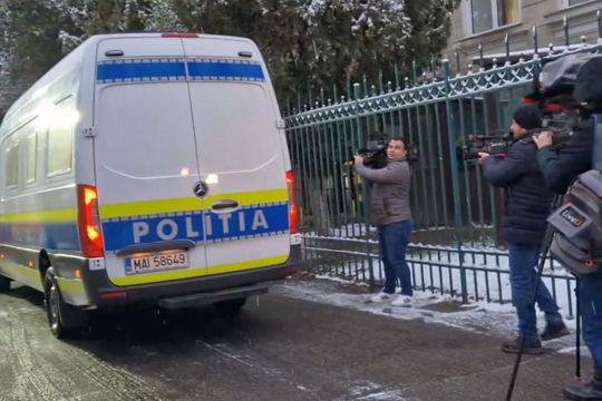 Momentul în care Pițurcă e adus la sediul DNA