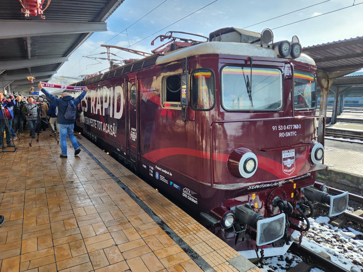 Locomotiva de centenar a clubului Rapid a ajuns în Gara de Nord: „Legenda continuă”