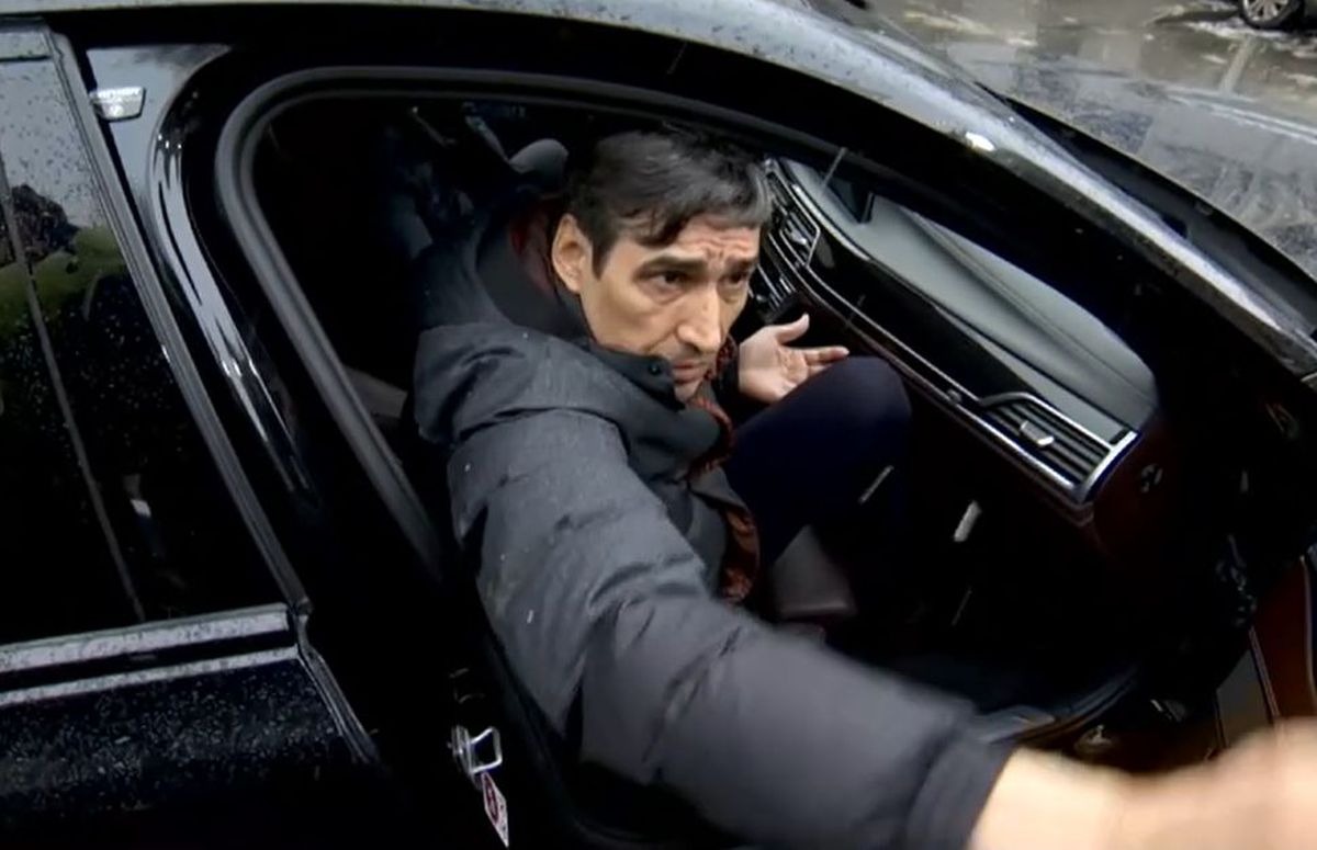 Pițurcă, replică golănească, după ce a fost jignit în serie la intrarea în sediul DNA: „Dacă te dai cu ruj, vorbim!” + Fiul lui, reținut pentru 24 de ore