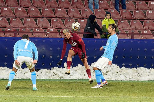 Cristi Manea, în CFR Cluj - FC Voluntari // foto: Raed Krishan, GSP