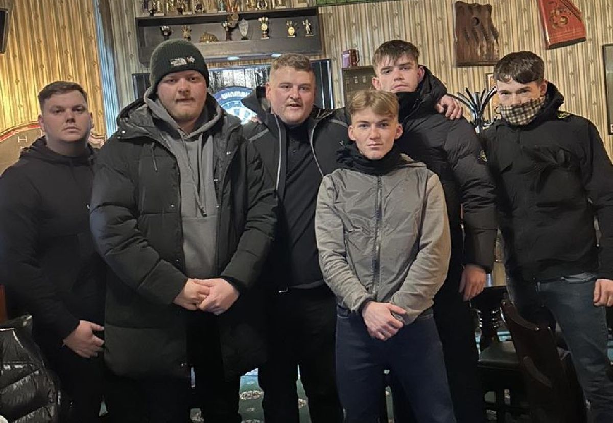 Au venit din Hampshire să vadă meciul din Superligă » Prezență-surpriză la derby-ul din week-end