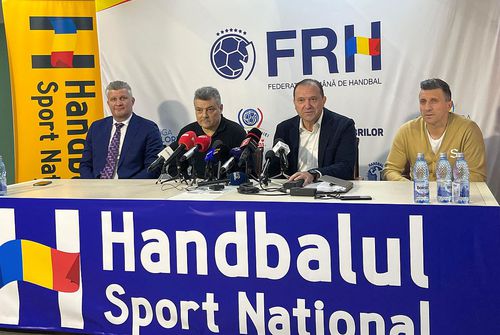 Conferința Federației Române de Handbal. De la stânga la dreapta: Viorel Mazilu, Xavier Pascual, Constantin Din, George Buricea