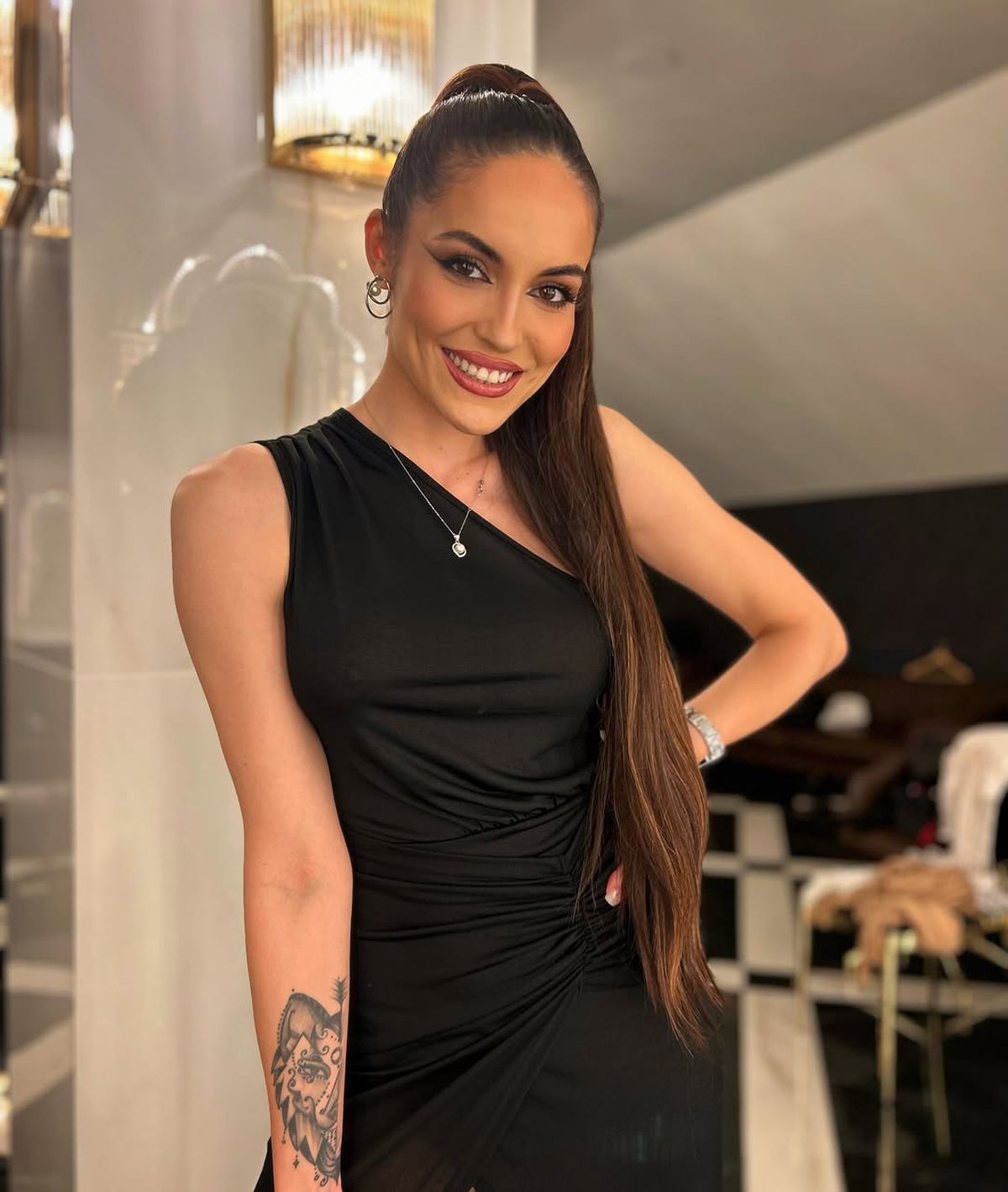 A încins imaginația ultrașilor la FCSB - Manchester United! Roberta Anghel s-a mutat din club în peluză: „Trup și suflet”