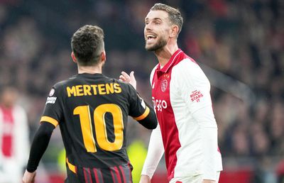 Revoltă la Ajax Amsterdam » Căpitanul a renunțat la banderolă și forțează plecarea: „Individualist, nu i-a păsat deloc de coechipieri”