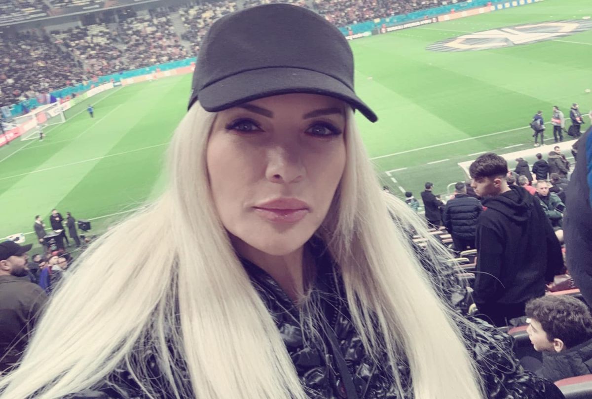 Una dintre cele mai controversate persoane din 2024 a fost în tribune la FCSB - Manchester United: „Haaaai STEAUA MEA!”