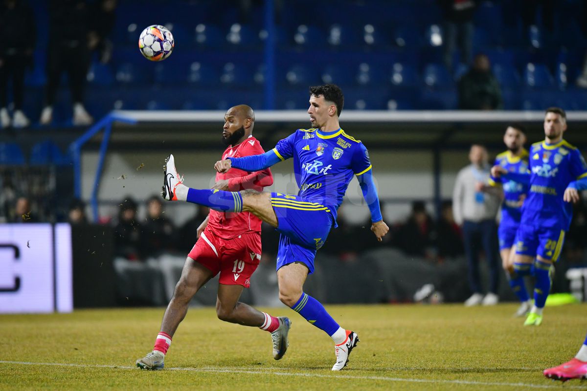 Unirea Slobozia - Dinamo, etapa 24 din Superliga