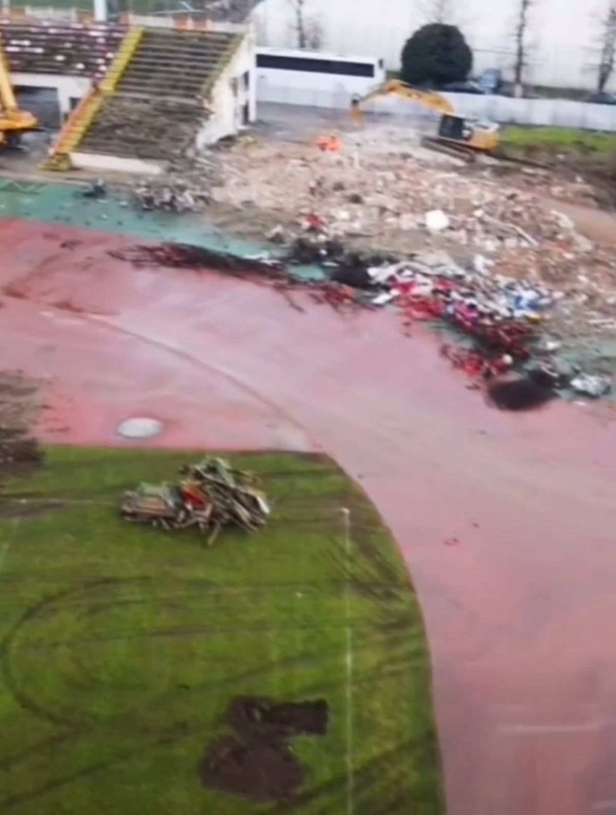 Tribuna a II-a din „Ștefan cel Mare”, evaporată » Cele mai noi cadre de la stadionul Dinamo