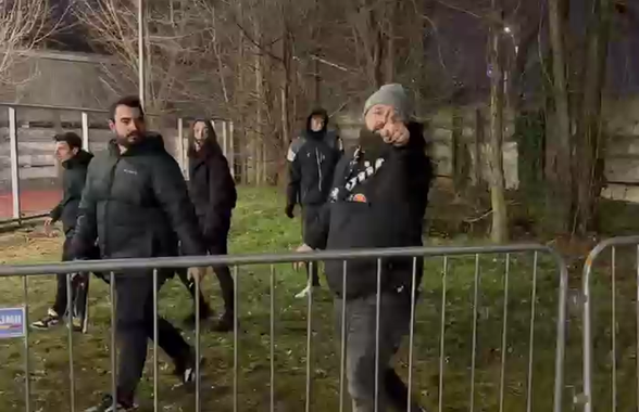 Fanii Universității, scandalizați de condițiile din București: „Când veniți la Cluj, vă descălțați!”