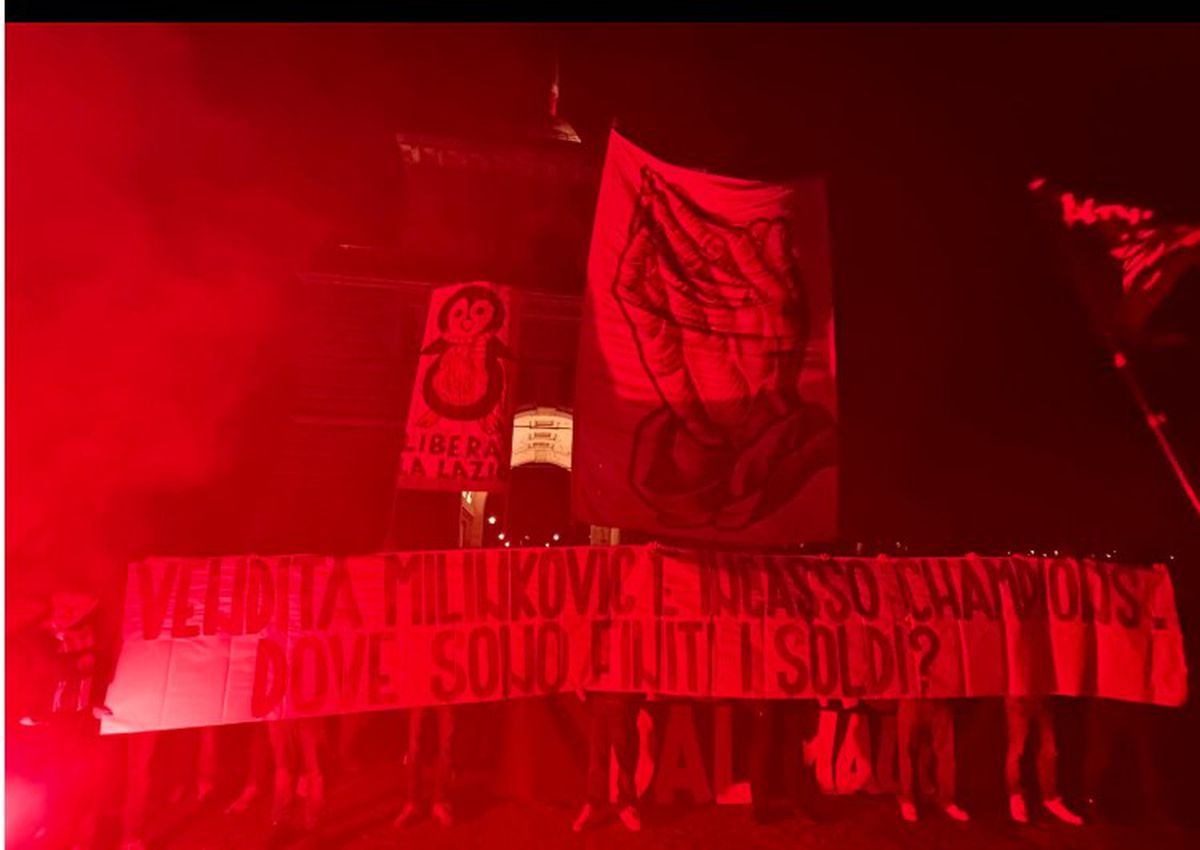 Fanii lui Lazio au boicotat în masă meciul cu Genoa de pe Olimpico!