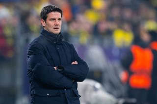 Cristi Chivu riscă să rămână fără un titular! » Gigantul din Premier League are o țintă clară