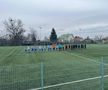 Fotbal pe un ger aspru, cu cinci goluri, între două echipe de tradiție din Liga 2
