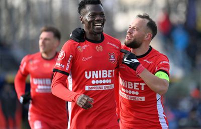 Puncte uriașe pentru Hermannstadt și Dorinel Munteanu » După 132 de zile, sibienii câștigă în Superligă: lui Andrei Prepeliță i s-a cerut „demisia” din tribune