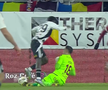 Penalty dictat pentru faultul lui Aioani în Rapid - U Cluj / FOTO: Captură @Prima Sport 1