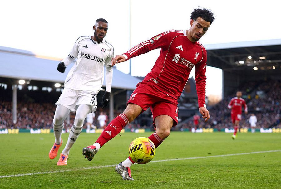 Curtis Jone, în tricoul lui Liverpool/ foto: Guliver/GettyImages Fabrizio Romano, anunț neașteptat: „Inter negociază cu Liverpool” » Chivu poate primi un campion din Premier League