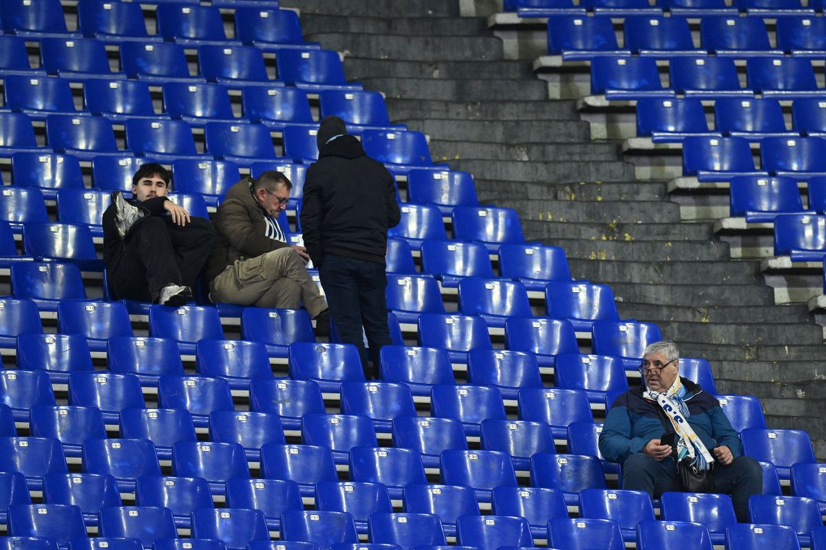 Fanii lui Lazio au boicotat în masă meciul cu Genoa de pe Olimpico!