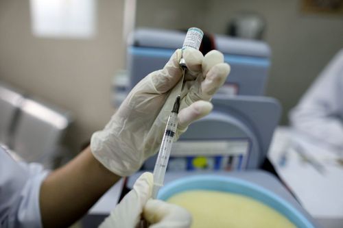 Vaccinul împotriva coronavirus ar putea fi gata la începutul anului viitor // sursă foto: Guliver / gettyimages