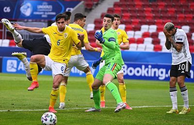 Note GSP de la 4 la 8 pentru „tricolorii” mici, după eliminarea de la Euro: „A făcut un meci horror, e în cel mai prost moment al carierei”