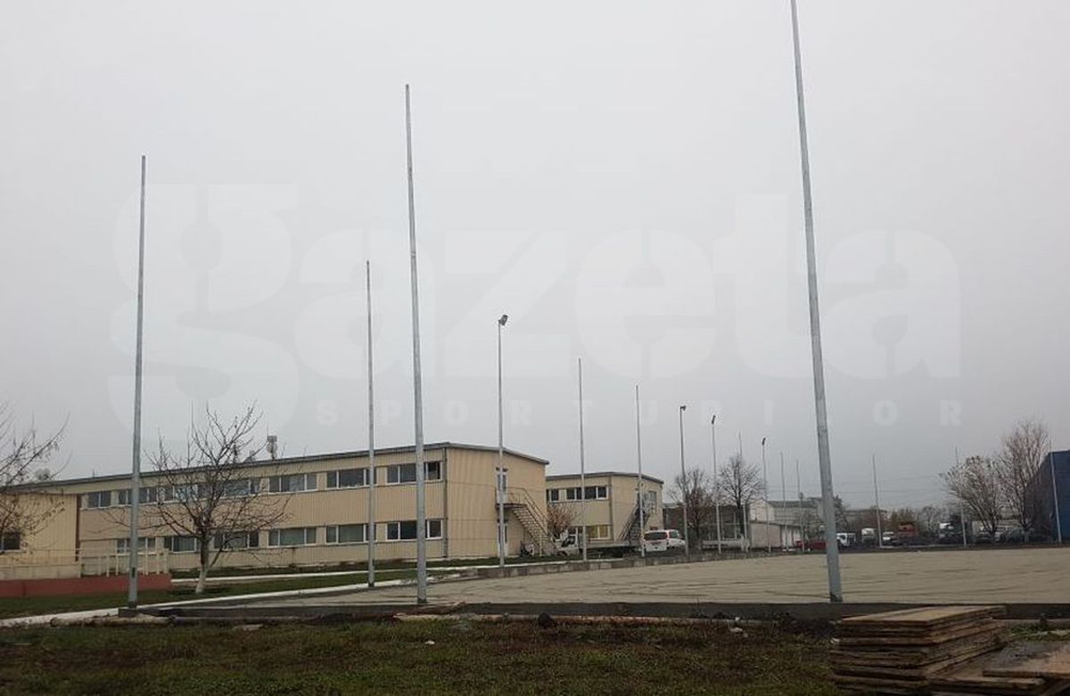 Gigi Becali a cedat nervos: „Bag milioane acolo ca să se întâmple circul asta?”