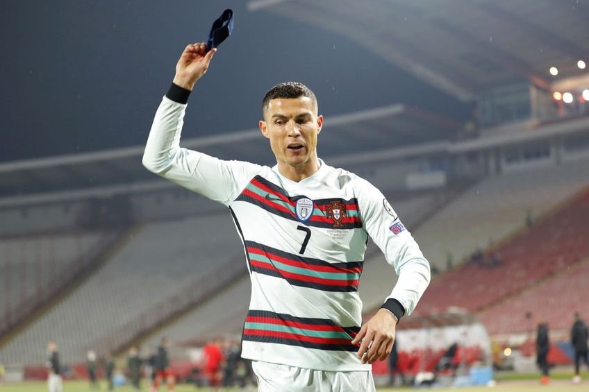 Cristiano Ronaldo a aruncat banderola cu Serbia, foto: Guliver/gettyimages