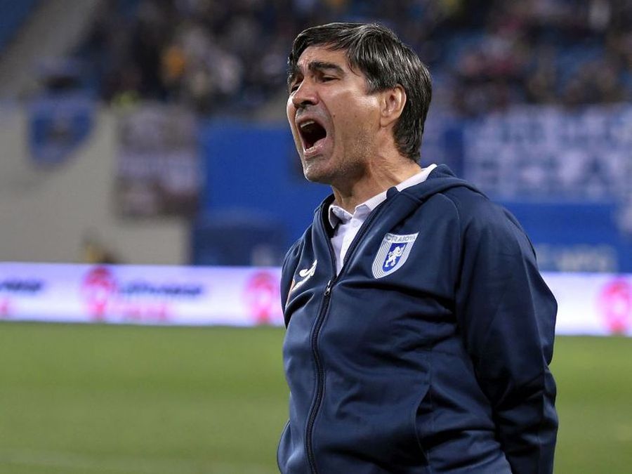 Victor Pițurcă nu s-a despărțit în termeni tocmai prietenoși de Rotaru / Sursă foto: Arhivă GSP Rateuri fără sfârșit pentru Mihai Rotaru! Gâlcă intră pe o lista a deziluziilor Universității + 7 concluzii ferme: cine e vinovatul principal în Bănie?