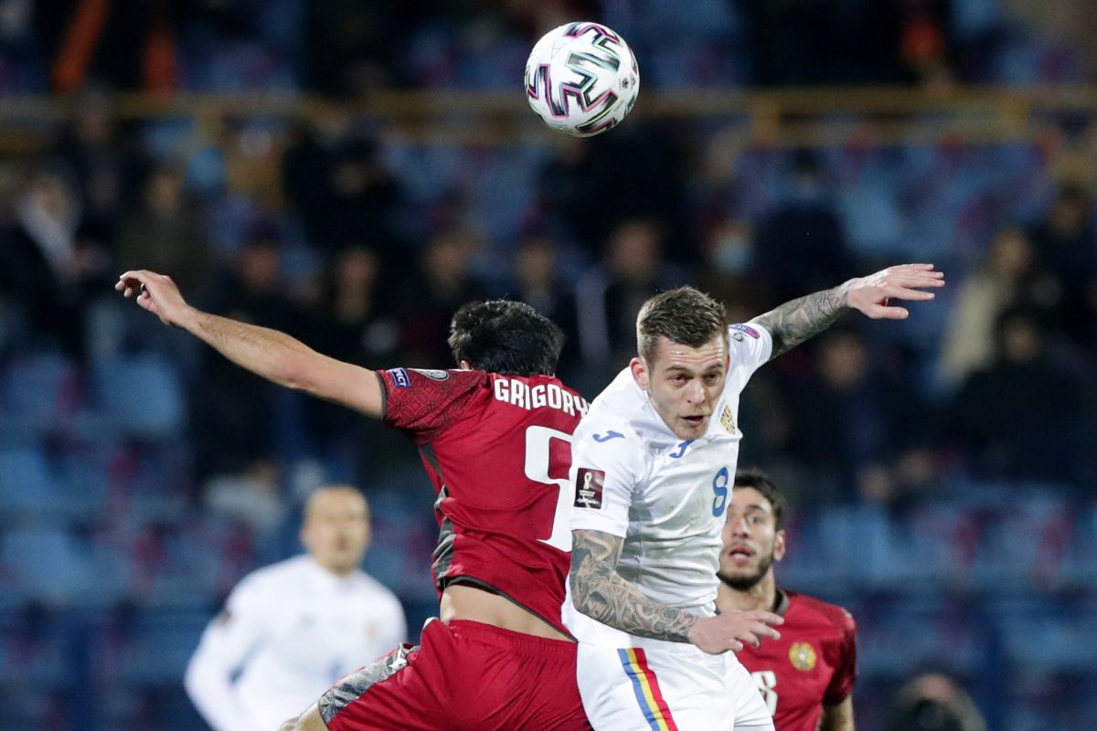 Un oficial din Liga 1 n-are milă de jucătorii României: „Trăiesc doar pentru interesul lor! Nu sunt capabili de sacrificiu pentru țară”