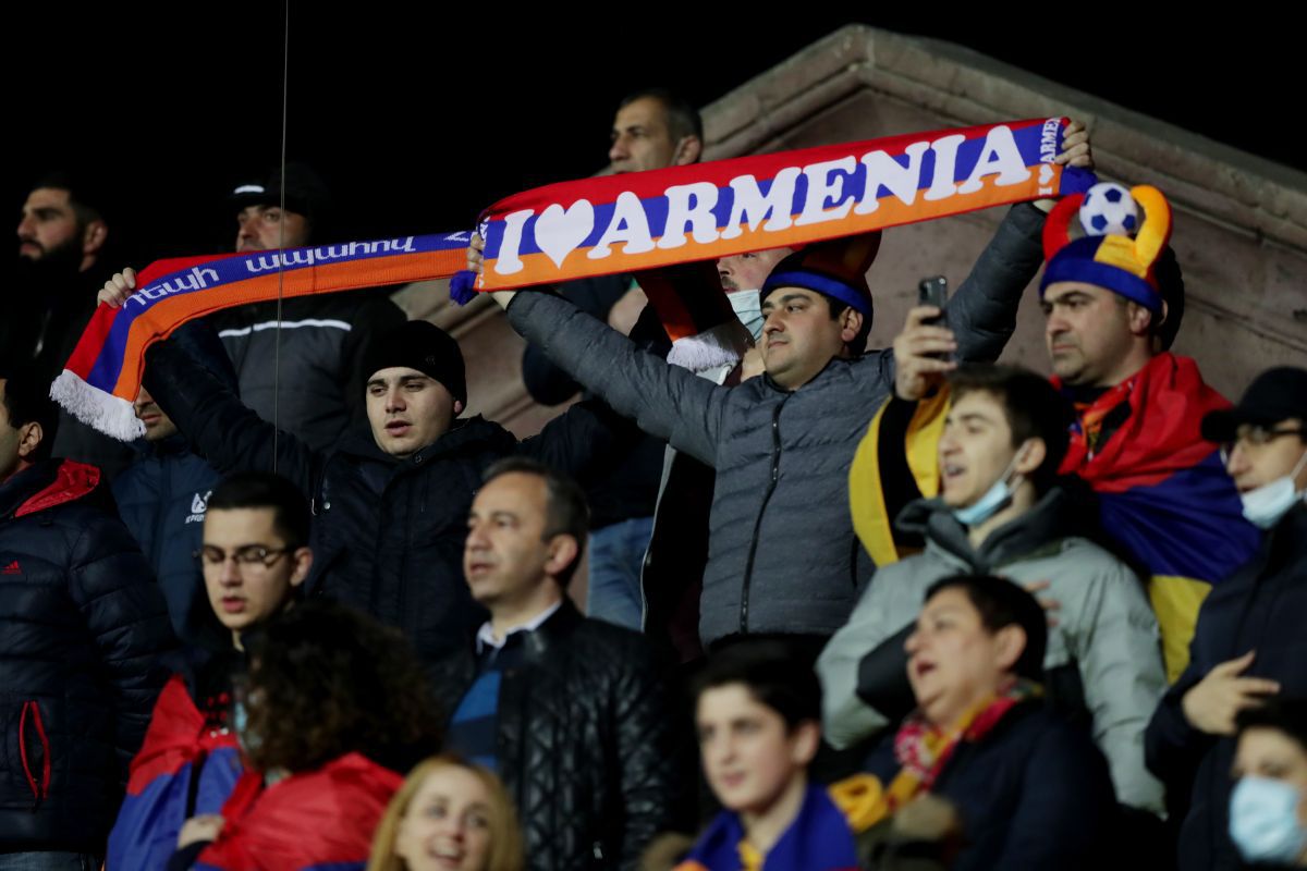 Viciere de rezultat în Armenia - România! Gazdele au egalat din ofsaid