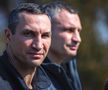 Vitali Klitschko, primarul orașului Kiev, a rămas singur pe front, după ce fratele Vladimir a plecat în Germania, pentru a purta discuții cu mai mulți politicieni.  / FOTO: Instagram