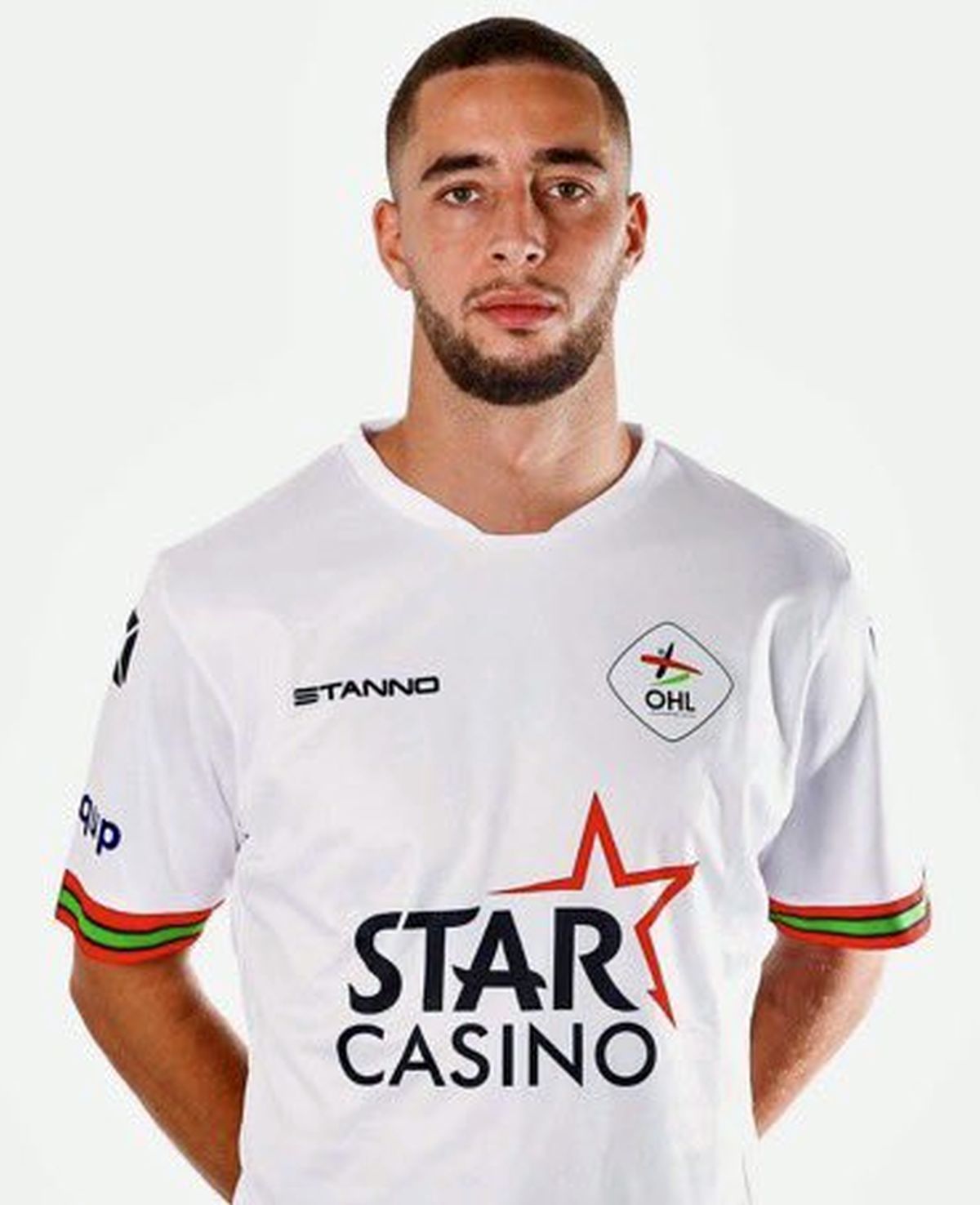 Colegul lui Valentin Cojocaru, implicat într-un accident auto șocant » A zburat cu mașina într-o sală de sport