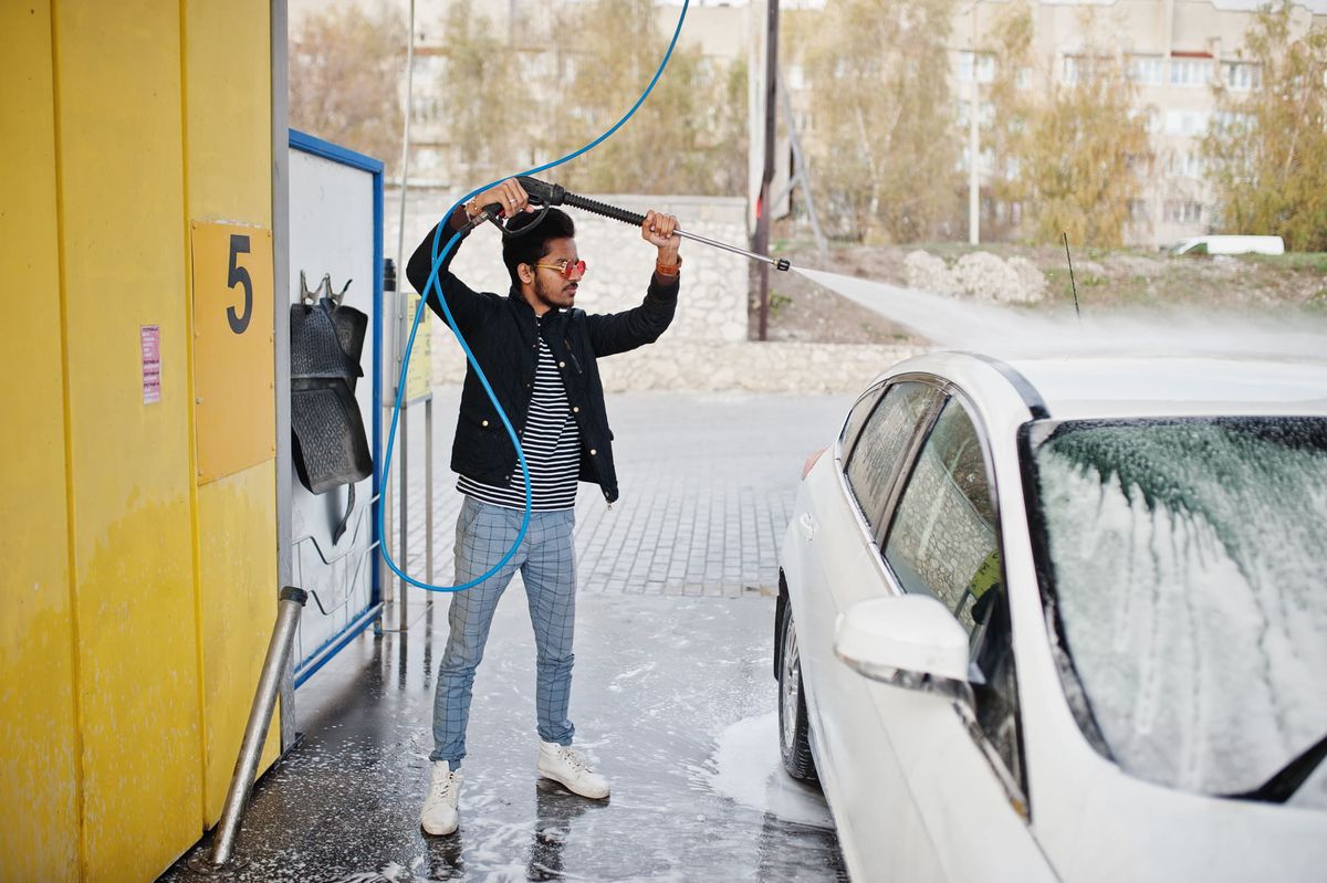 Cât costă o spălătorie auto self service în sistem de franciză? Vei fi ...