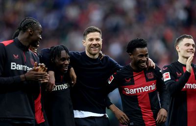 Leverkusen și-a exasperat rivalii » 22 de goluri după minutul 80, cinci în prelungiri! + Noul proverb în Germania: „Meciul se termină când Bayer...”