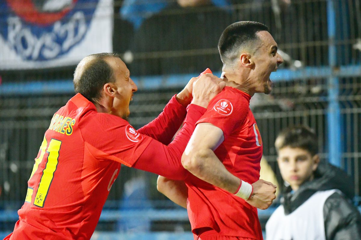 Note GSP după Farul - FCSB 0-1 » Cât a primit Radaslavescu, după scenele din prima repriză