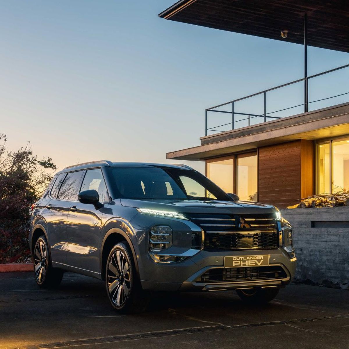 Mitsubishi Outlander 2025