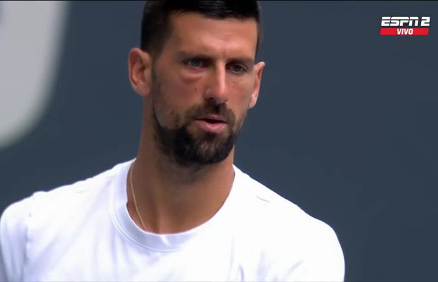 Care este motivul pentru care Novak Djokovic a apărut cu ochiul umflat și vânăt la Miami Open