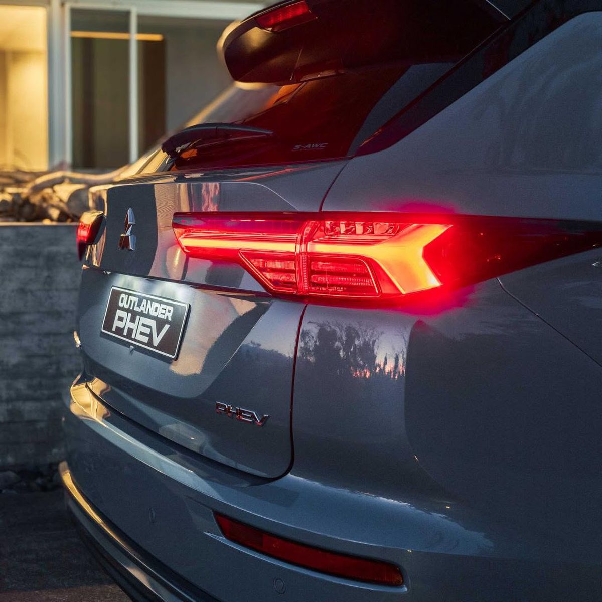 Mitsubishi Outlander 2025