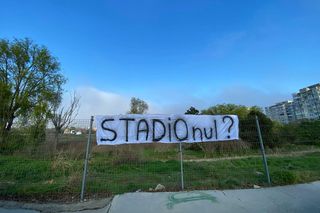 Protestul se extinde în Constanța! Imagini tari: orașul a fost împânzit cu zeci de bannere pentru noul stadion