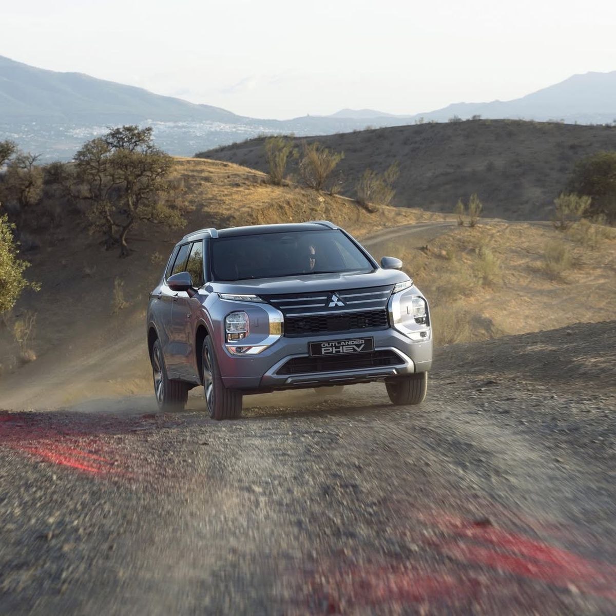 Mitsubishi Outlander 2025